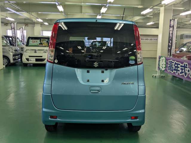自社鈑金工場・自社整備工場完備！　納車後のアフターフォローもご安心ください！