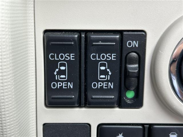 【運転席操作部】快適なドライブを楽しむための機能が装備されています！運転席から触れるので、使いやすいです！除菌プランいれていただくと、さらに清潔で安心していただけます！