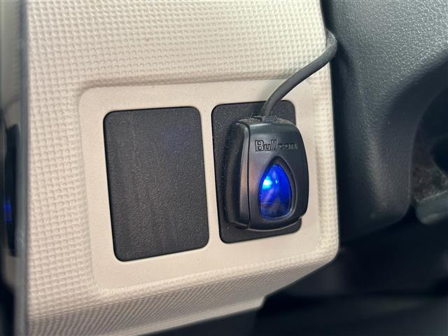 【運転席操作部】快適なドライブを楽しむための機能が装備されています！運転席から触れるので、使いやすいです！除菌プランいれていただくと、さらに清潔で安心していただけます！