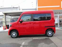 ■車検・整備・鈑金・保険・カー用品・燃料販売・洗車コーティング事業・カーリペア＆デントリペア等、全てをカワウチグループで完結することができます。私に任せてください。『一度のご縁を一生のお付き合いに』