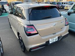 走行安定性が固く、走りが楽しい車です☆