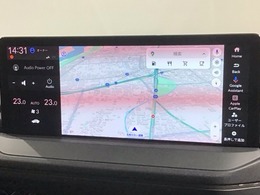 アップルカープレイアンドロイドオ-ト対応。純正ナビ搭載です。知らない道も安心ですね！