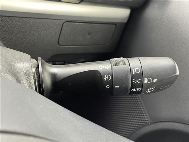 【運転席操作部】快適なドライブを楽しむための機能が装備されています！運転席から触れるので、使いやすいです！除菌プランいれていただくと、さらに清潔で安心していただけます！