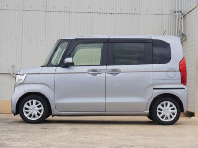 ◆法定整備実施◆Honda認定中古車の整備基準にもとづく整備を実施いたします。法定点検の整備に加え、Honda独自のプラスアルファー点検整備を実施。基準を満たしていない消耗部品を交換いたします。
