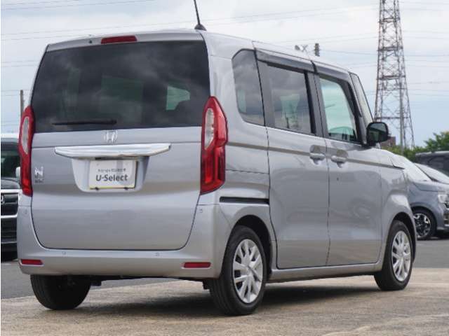 お立ち寄りいただく際は、事前にご連絡をお願いします。お目当てのお車が商談中や売約となることもございます。ご確認いただいてから、お立ち寄りください。
