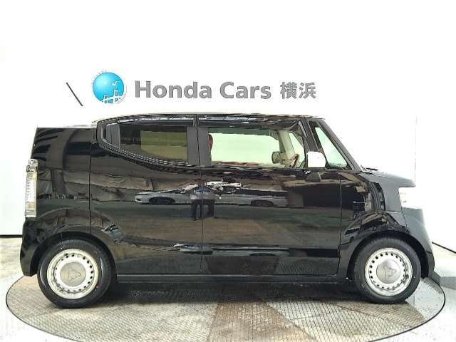 全長339cm、幅147cm、高さ167cmのお車になります。