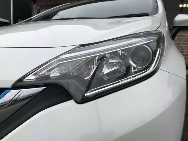 展示車両は、展示前に外装はもちろんの事、内装も隅々まで清掃を行い清潔で快適にご覧いただけるように展示しております☆ご成約時には、外装、内装をチェックして洗車、清掃を行いお客様へ納車いたします。