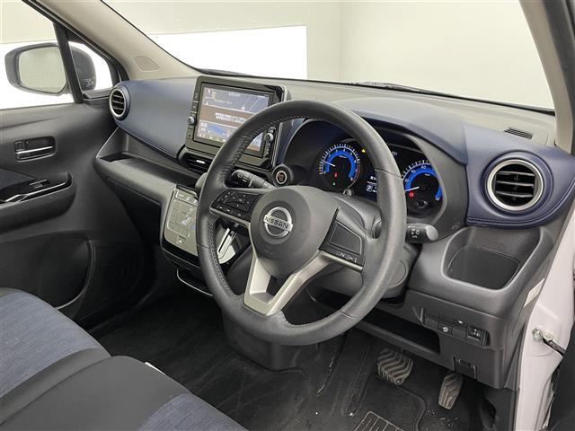 【インパネ全体】全方位で視界が広く、高い目線で運転もしやすいです！