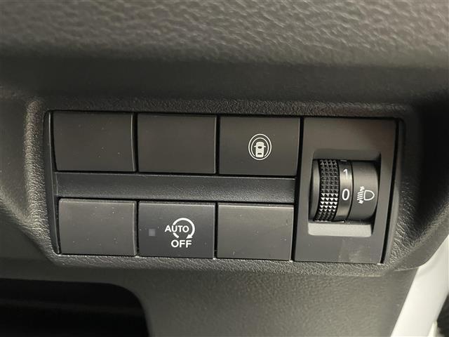 【運転席操作部】快適なドライブを楽しむための機能が装備されています！運転席から触れるので、使いやすいです！除菌プランいれていただくと、さらに清潔で安心していただけます！