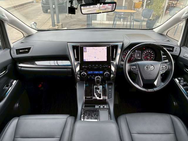 ♪全国どこへでもご納車可能です♪　陸送費用につきましては、お気軽にスタッフまでお問い合わせ下さい。　ご連絡をお待ちしております。　　お問い合わせ電話番号は、0567-31-6760までお願い致します。