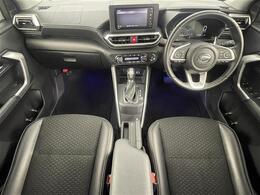 【インパネ全体】全方位で視界が広く、高い目線で運転もしやすいです！