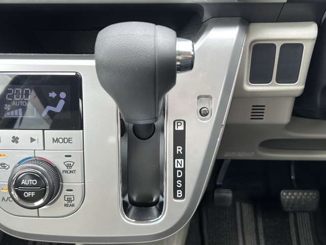 ☆★もちろん、自動車保険（損保ジャパン日本興亜・あいおい損保etc）も各種取り扱っております！初めてのお車のご購入でもお車の事なら当店へお任せ下さい！TEL0299-85-2272まで！☆★