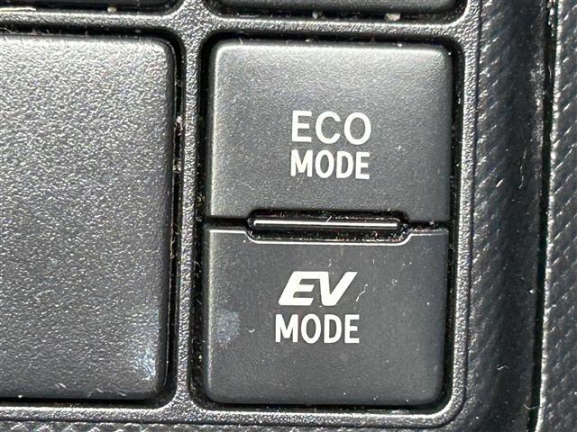 【運転席操作部】快適なドライブを楽しむための機能が装備されています！運転席から触れるので、使いやすいです！除菌プランいれていただくと、さらに清潔で安心していただけます！