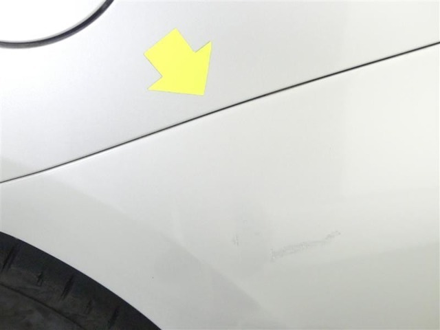 アウトレット車。ご購入につきましては現車確認頂いてから販売となります。傷凹みあります。
