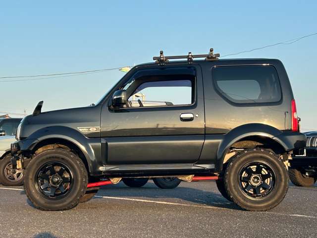 全車走行テスト致します。ジムニーならではのシミー現象（ジャダー）対策もお任せくださいませ。実際に試乗も可能ですので、お気軽にご相談くださいませ。