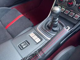 【フロア6速MT】走りの6速MT！！スポーティーな走行をお楽しみいただけます♪
