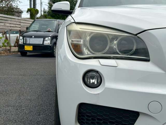 在庫車両は別展示場にて保管をしております。お手数では御座いますが、事前にご予約を頂ければご覧になりやすい場所にご準備をさせて頂きますので、ご来店前にはご連絡を頂ければ幸いです。