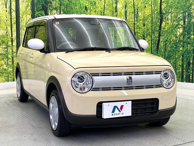 大好評のボディコーティング「弾スプラッシュコート」もご納車までに施工可能。通常のガラスコートと異なる、耐久年数6年の無機質ガラスコーティングが、ボディをキレイな状態に保ってくれます。