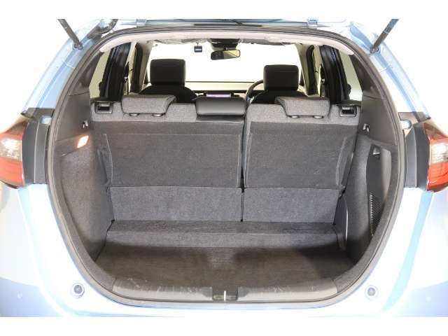 開口部が広くて荷物の積み込みも楽に出来ますね！