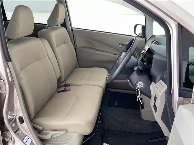 【運転席】『運転席周辺』の画像になります。写真の内容に関してご不明点、ご質問等がございましたらお気軽にガリバー店舗までお問い合わせください。