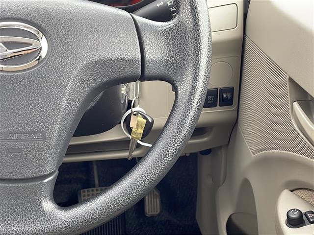 【窓操作部】『窓周辺/窓周辺装備』の画像になります。写真の内容に関してご不明点、ご質問等がございましたらお気軽にガリバー店舗までお問い合わせください。