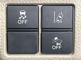 【ホンダセンシング】走行中に前方の車両等を認識し、衝突しそうな時は警報とブレーキで衝突回避と被害軽減をアシスト。より安全にドライブをお楽しみいただけます。