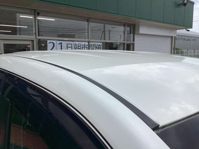 【ドアバイザー】　雨の日に便利