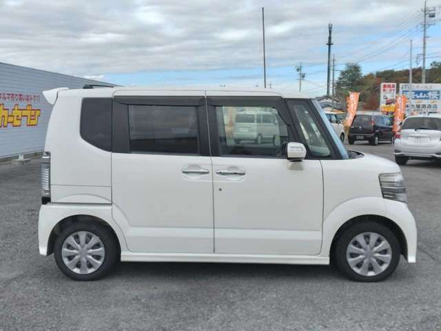 コンパクトなボディなので狭い道でもスイスイ進めます！