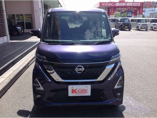 ケイカフェはオールメーカーのお車を取り揃えておりますので、1度のご来場でオールメーカーのお車を実際に見て比べていただくことが出来ます。試乗車も多数ご用意しておりますので、楽しく乗り比べしましょう！