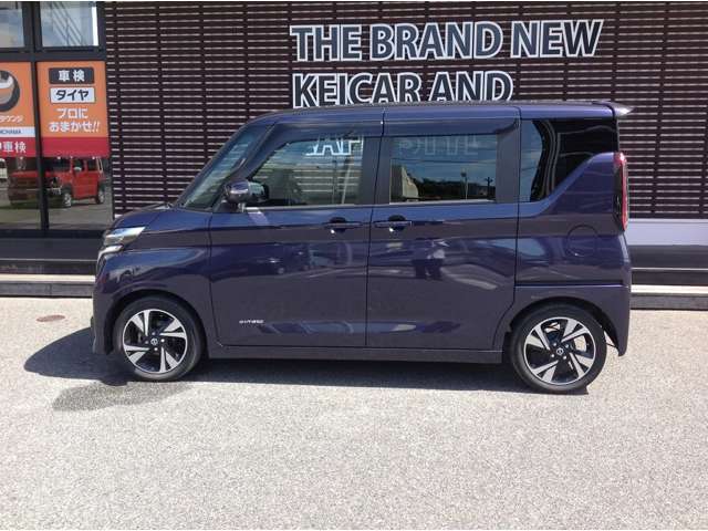 ケイカフェグループの在庫はなんと1500台以上。人気の届出済未使用車がオールメーカー豊富に揃って安心して選べます！本格的なカフェを併設した新しいコンセプトのお店です。