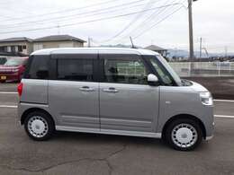 2023年10月から中古車の支払総額表示が義務化されました。県外登録追加費用をのぞいて支払総額表示＝ご購入可能総額です。もちろんオプション設定の有無はご自由です。義務化前から弊社は20年以上この体制です。