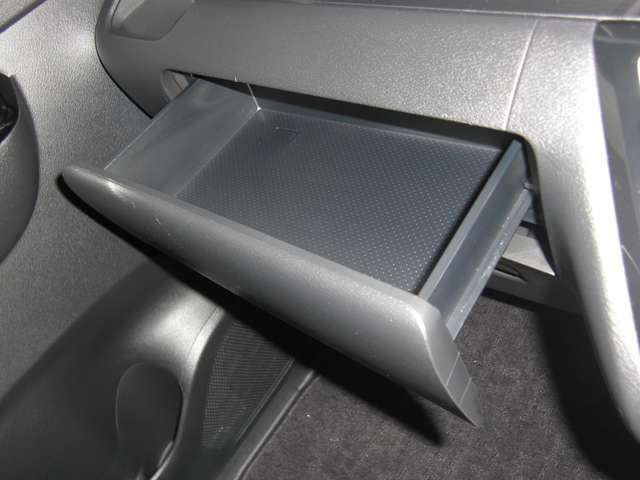 インパネ内インストボックス