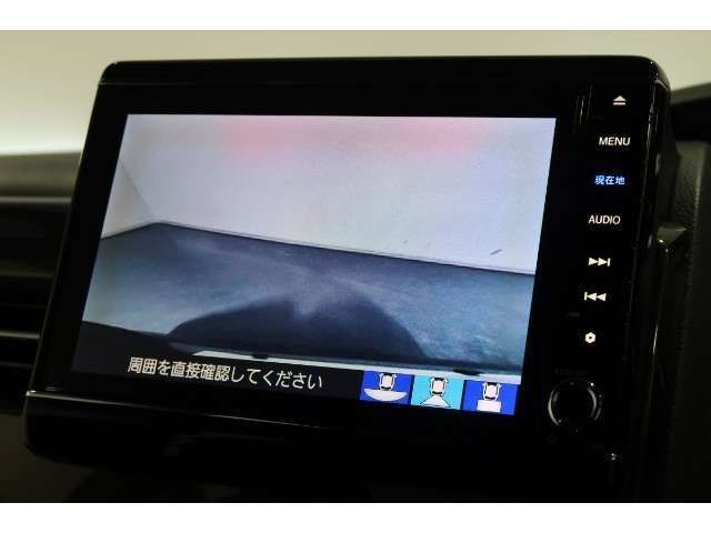 ◆◆バックカメラの画像です。車庫入れの安心感がアップしますね☆