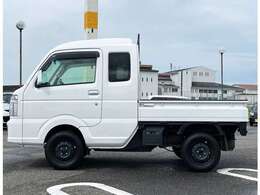 【会社説明】ノヴィルカーベイス株式会社では徳島県の地元密着型企業です！カーセブン川内店・国府店の2店舗展開中です♪