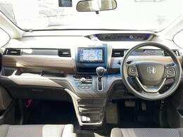 【インパネ全体】全方位で視界が広く、高い目線で運転もしやすいです！