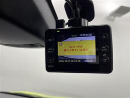 【後部座席操作部】後部座席を快適に過ごしていただくための便利な装備が付いています！