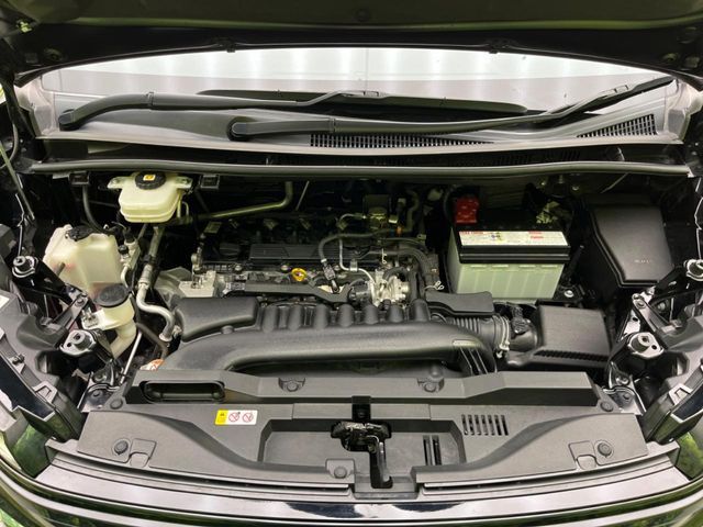 親切・丁寧な専門メカニックスタッフが応対！・車検・点検整備・事故等の修理などアフターサービスも安心。お車のカスタマイズもネクステージのサービススタッフまでご相談ください！