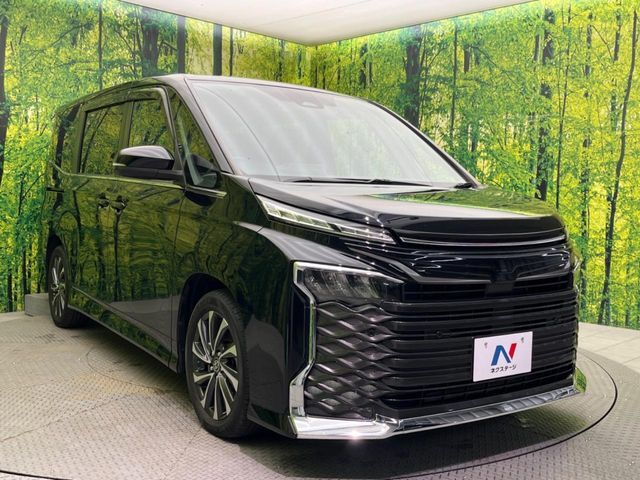 大好評のボディコーティング「弾スプラッシュコート」もご納車までに施工可能。通常のガラスコートと異なる、耐久年数6年の無機質ガラスコーティングが、ボディをキレイな状態に保ってくれます。