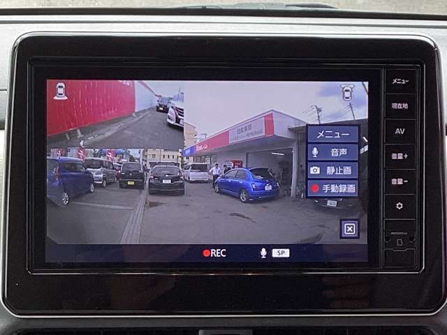 ドライブレコーダー映像をナビ画面で確認できます。