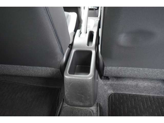 収納スペースも色々♪いくつあっても困りませんよね♪