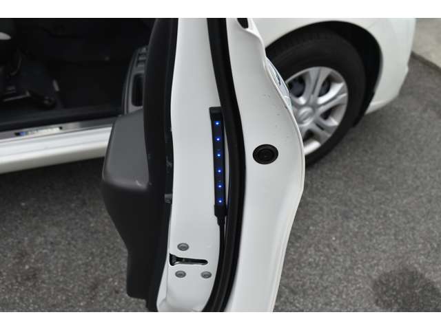 セキュリティをつけることで、夜の車の乗り降りも安心です