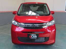 フロントカメラにより前方車輌や歩行者を検知。衝突の危険があるときは警報や衝突被害軽減ブレーキが作動します！