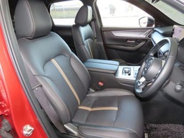 【運転席10Wayパワーシート＆ドライビングポジションメモリー機能】運転手にあったシートパターン設定可能です。