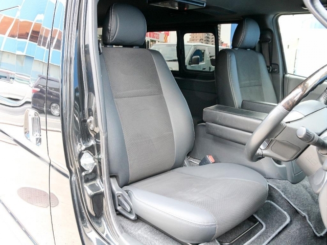 ダークプライム専用ハーフレザーシート！！