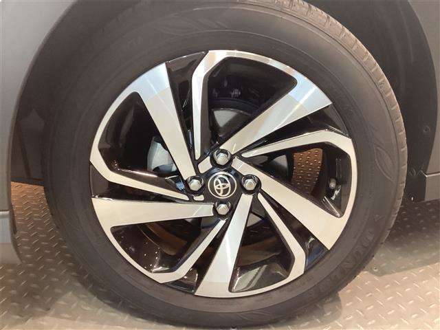 ☆無料ドリンクコーナー完備☆自動販売機も設置しております♪商談の合間にご利用下さいませ♪