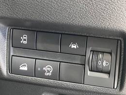 【パワースライドドア】スマートキーや運転席のスイッチでスライドドアの開閉が可能♪電動だから力を入れてドアを開ける必要が無く、小さいお子様でも、重い荷物を持っている時もラクに開け閉めできます♪