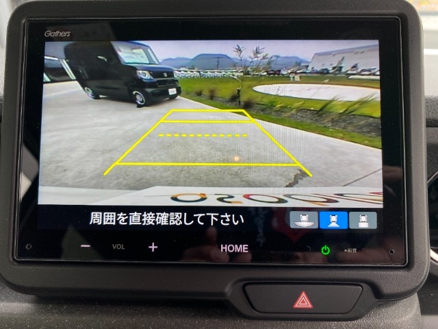 バックカメラ搭載♪初心者の方や運転が苦手な方でも安心して駐車できます。