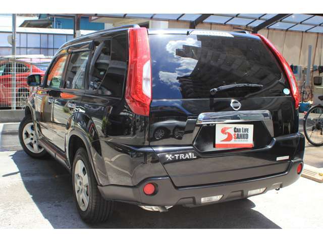 当店は全車お支払い総額表示させて頂いております！納車整備受け渡し、登録諸費用も込みになっております。(車庫証明、納車費用、県外登録別途）