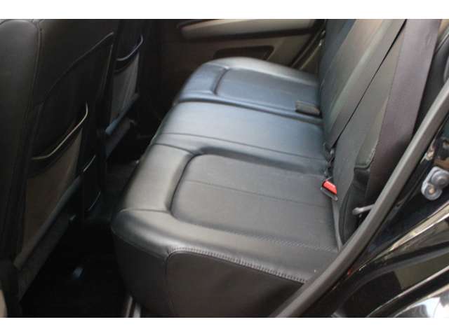 助手席側リヤシート！