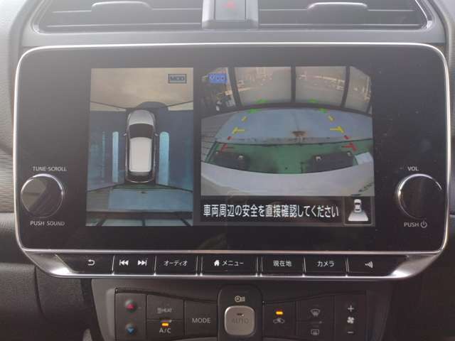 車を真上から画面で確認出来るアラウンドビューモニター♪画面を見ながら車庫入れが非常に楽になります！